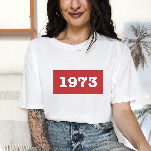 Comfort Colors 1973 Roe vs Wade Shirt - Picture 1 of 9
